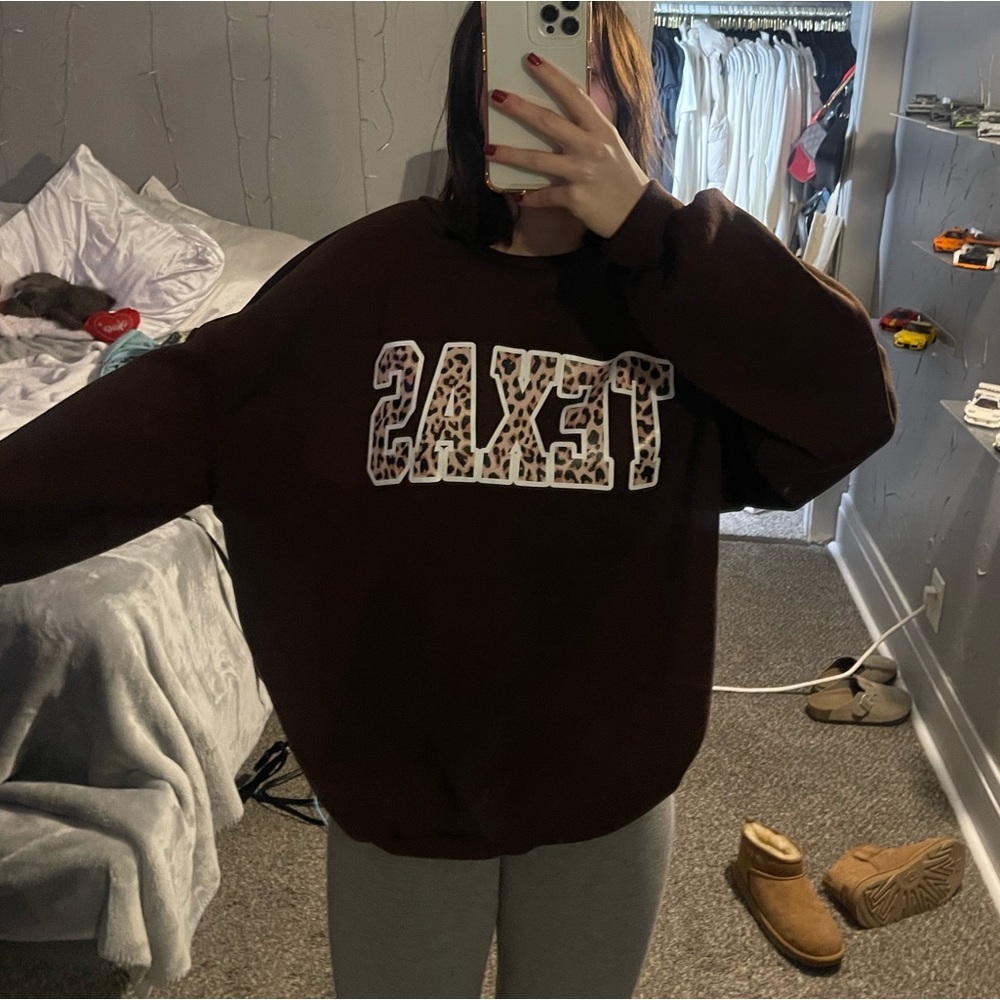 oversized texas crewneck
